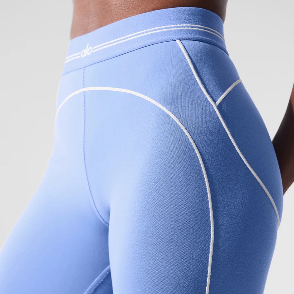 Alo Yoga Airbrush Heart Throb Legging in Crystal Clear Blue limited color